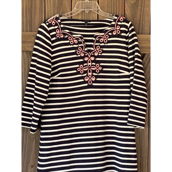 Talbots Embroidered Neckline Shift Dress Womens Size M Navy White - Picture 2 of 9